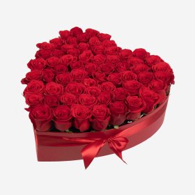 Коробка с розами в виде сердце "Подари любовь"