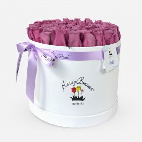 Коробка из фиолетовых роз "Melody"