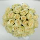 25 белых роз в коробке тиффани