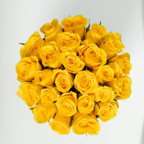 25 желтых роз в коробке тиффани